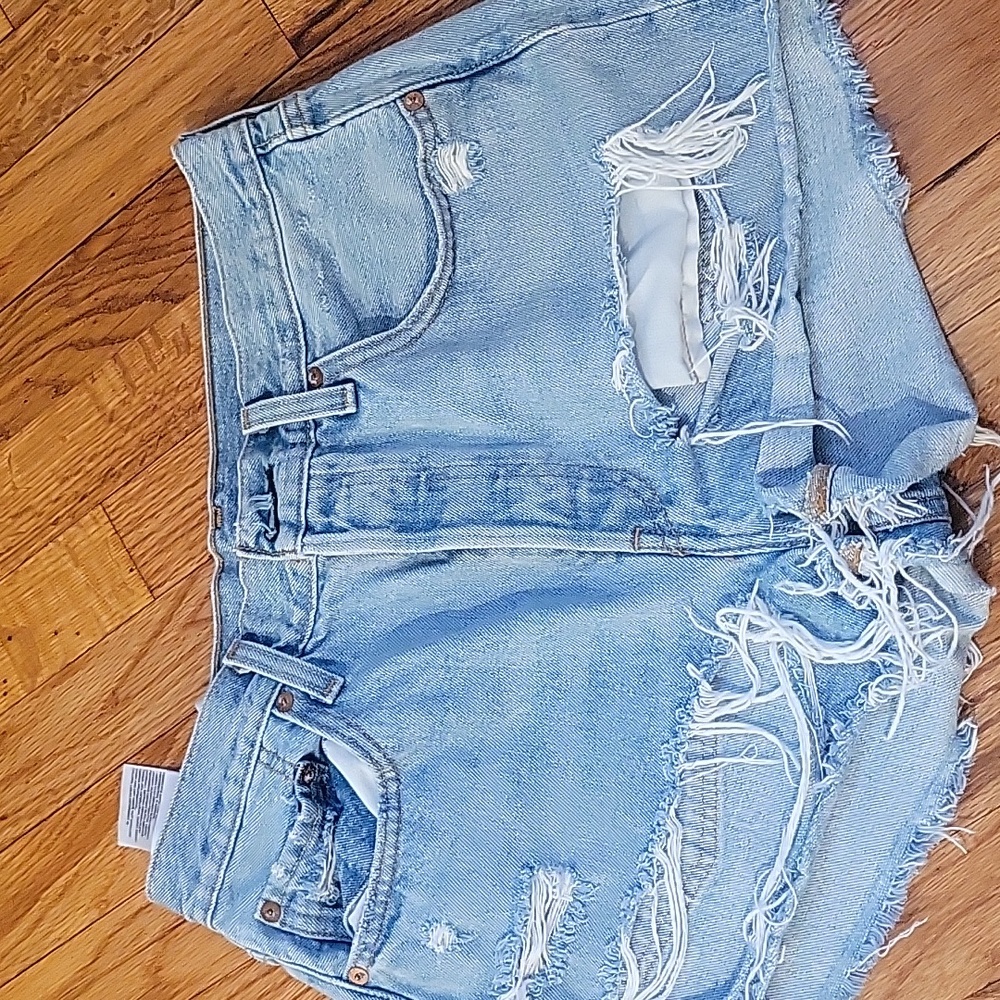 Levi's button up Jean shorts